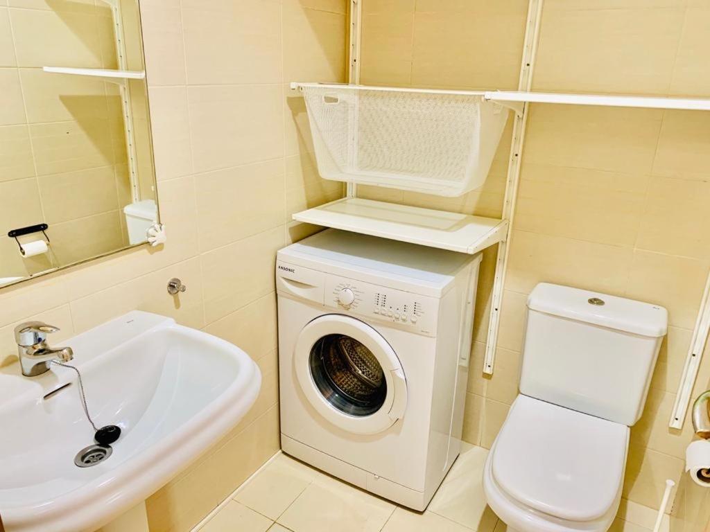 Apartamento Carvajal Beach Fuengirola Dış mekan fotoğraf