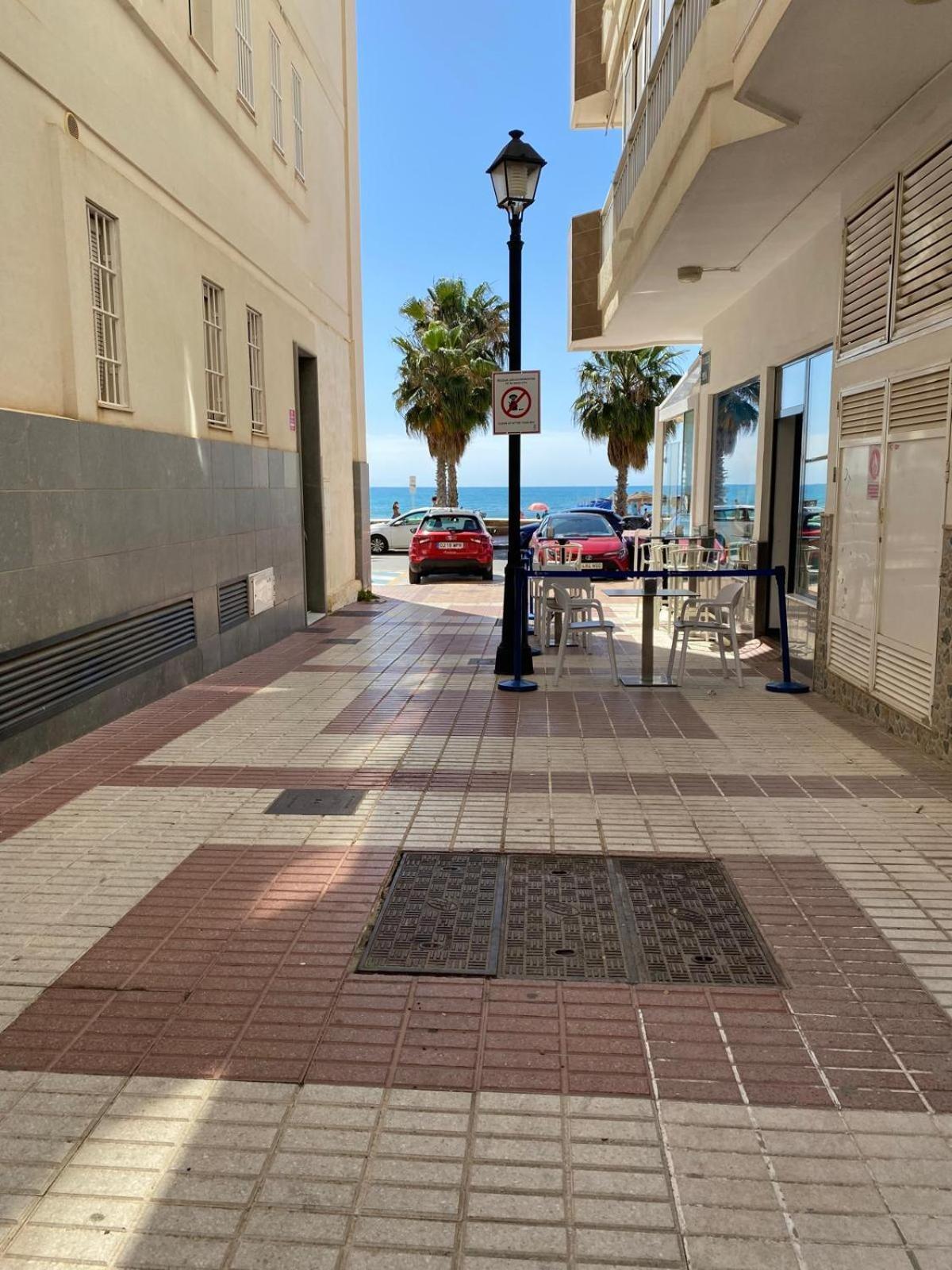 Apartamento Carvajal Beach Fuengirola Oda fotoğraf